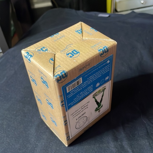 DC comics - Green Lantern hanging ornament - Jim Shore 2019 - Picture 6 of 9